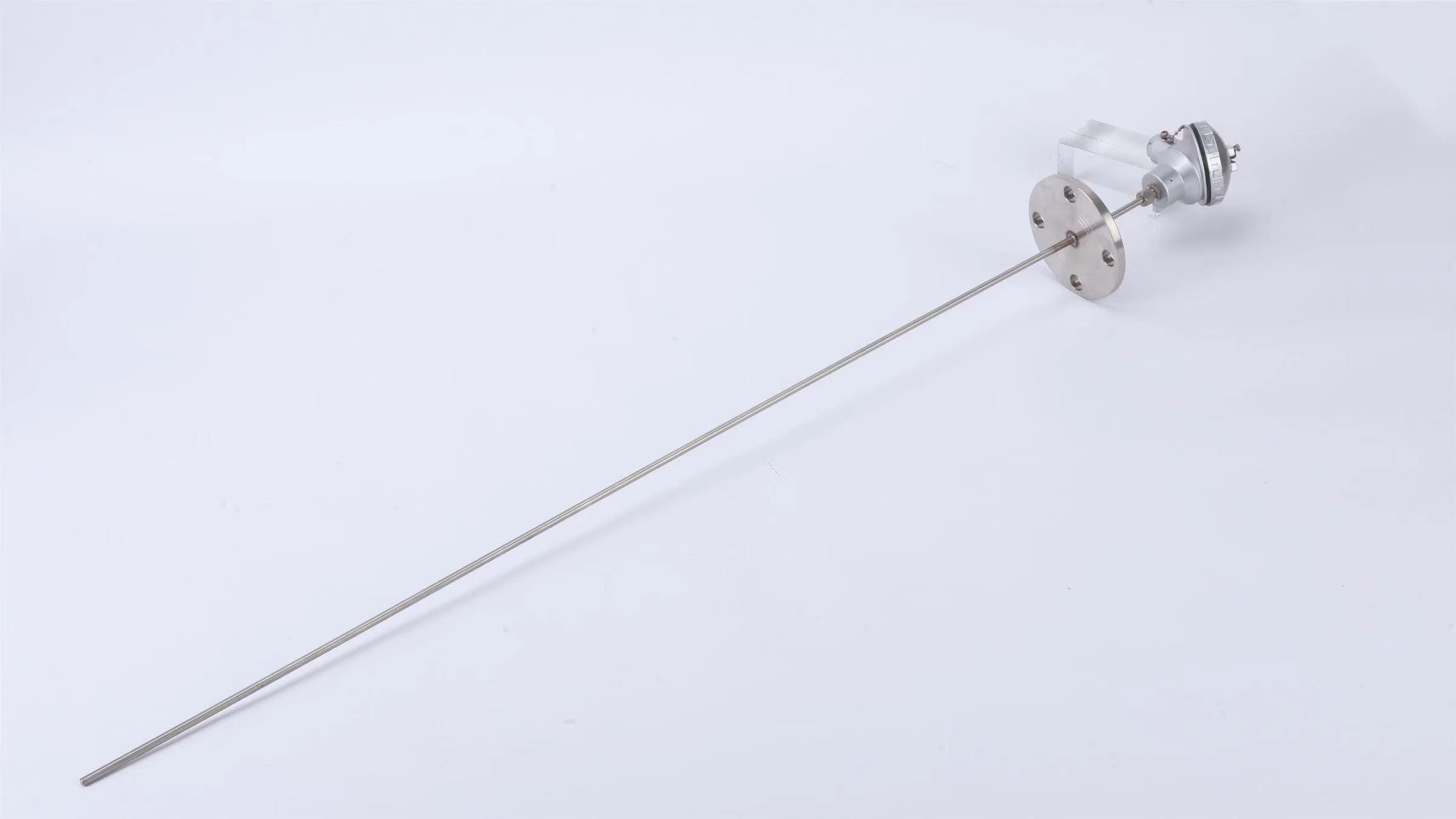 431式铠裝鉑铑(lao)熱電偶